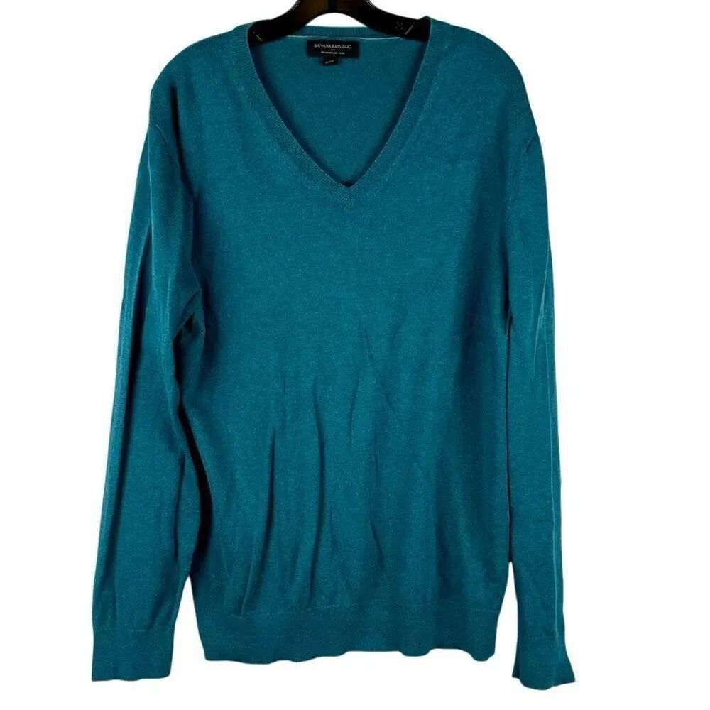 Banana Republic Premium Luxe Yarn Men’s Turquoise V-Neck Sweater L